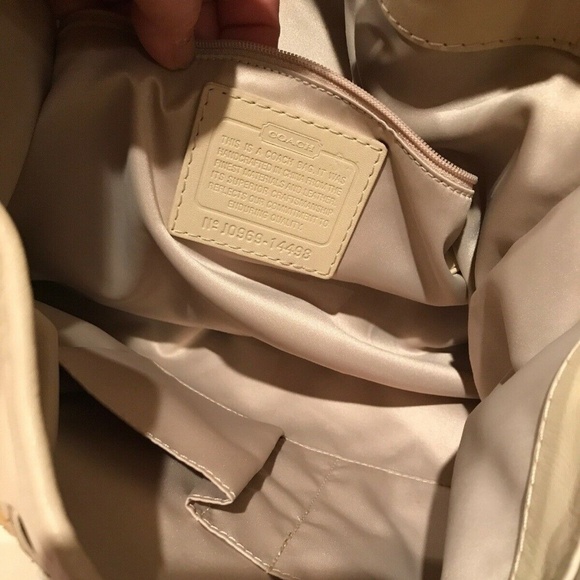 Coach 14498 Peyton Leather Limited Edition Purse - Picture 12 of 12